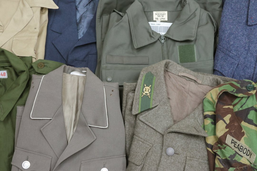 Surplus Tops – Brents Warehouse, LLC